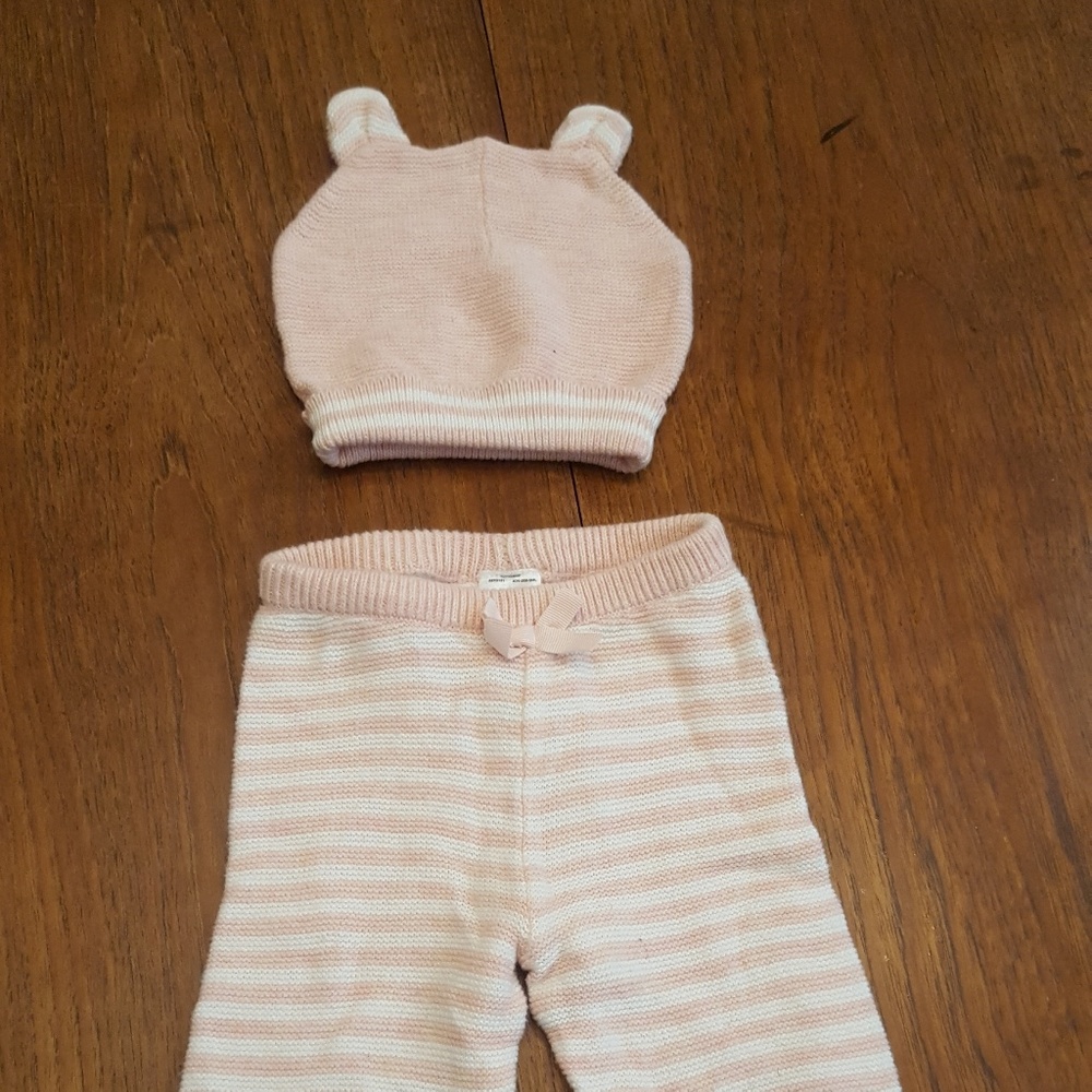 Knit beanie with ears and matching pants
